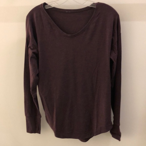 lululemon athletica Tops - Lululemon burgundy LS top, sz 10, 68423 lululemon athletica Tops - Lululemon burgundy LS top, sz 10, 68423